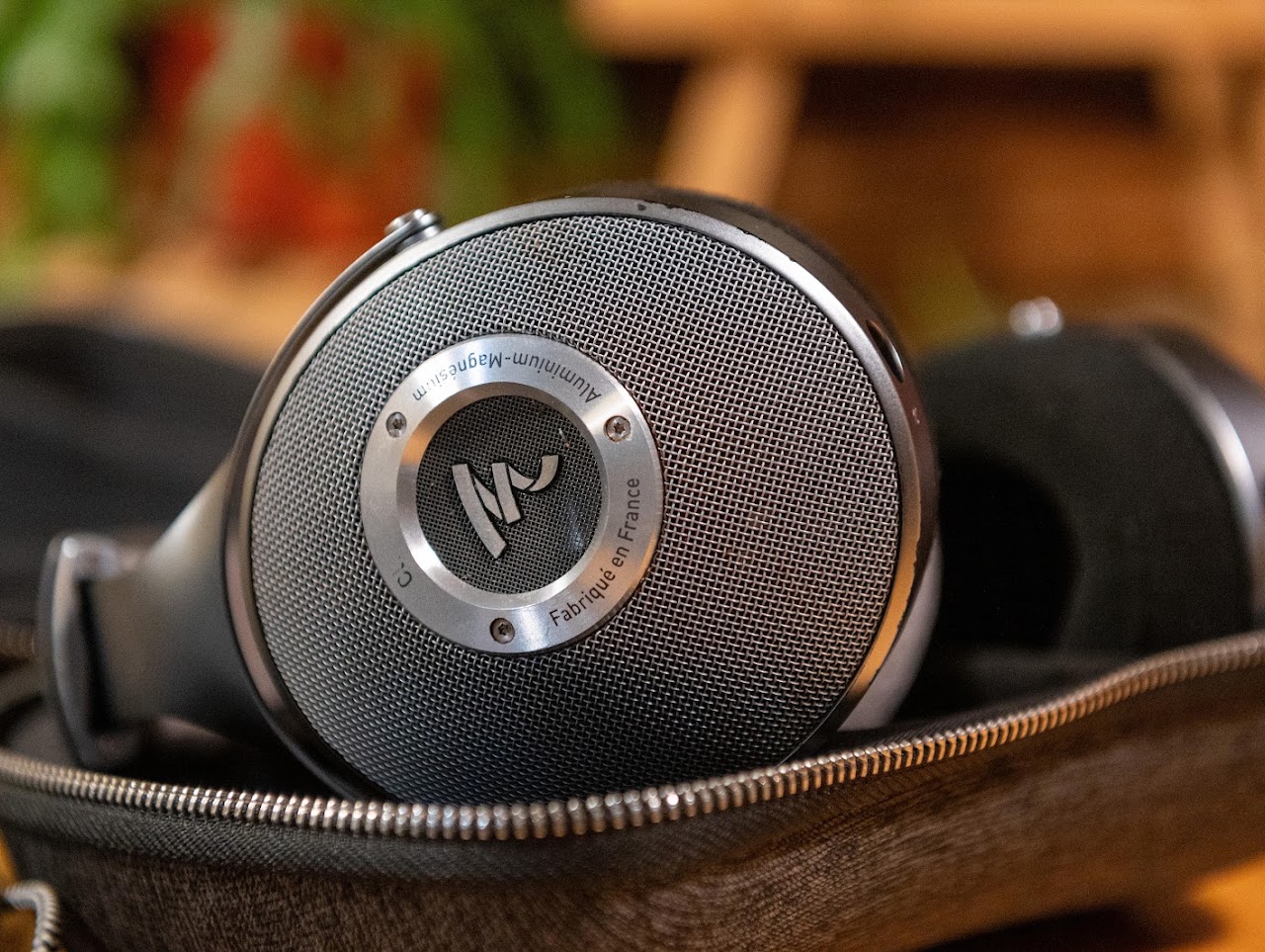 Focal Clear lead detail photograph 3